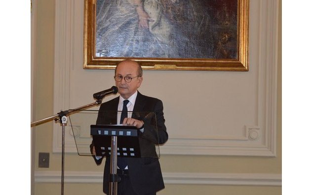 L'Ambassadeur de France en Belgique, M. François Sénémaud